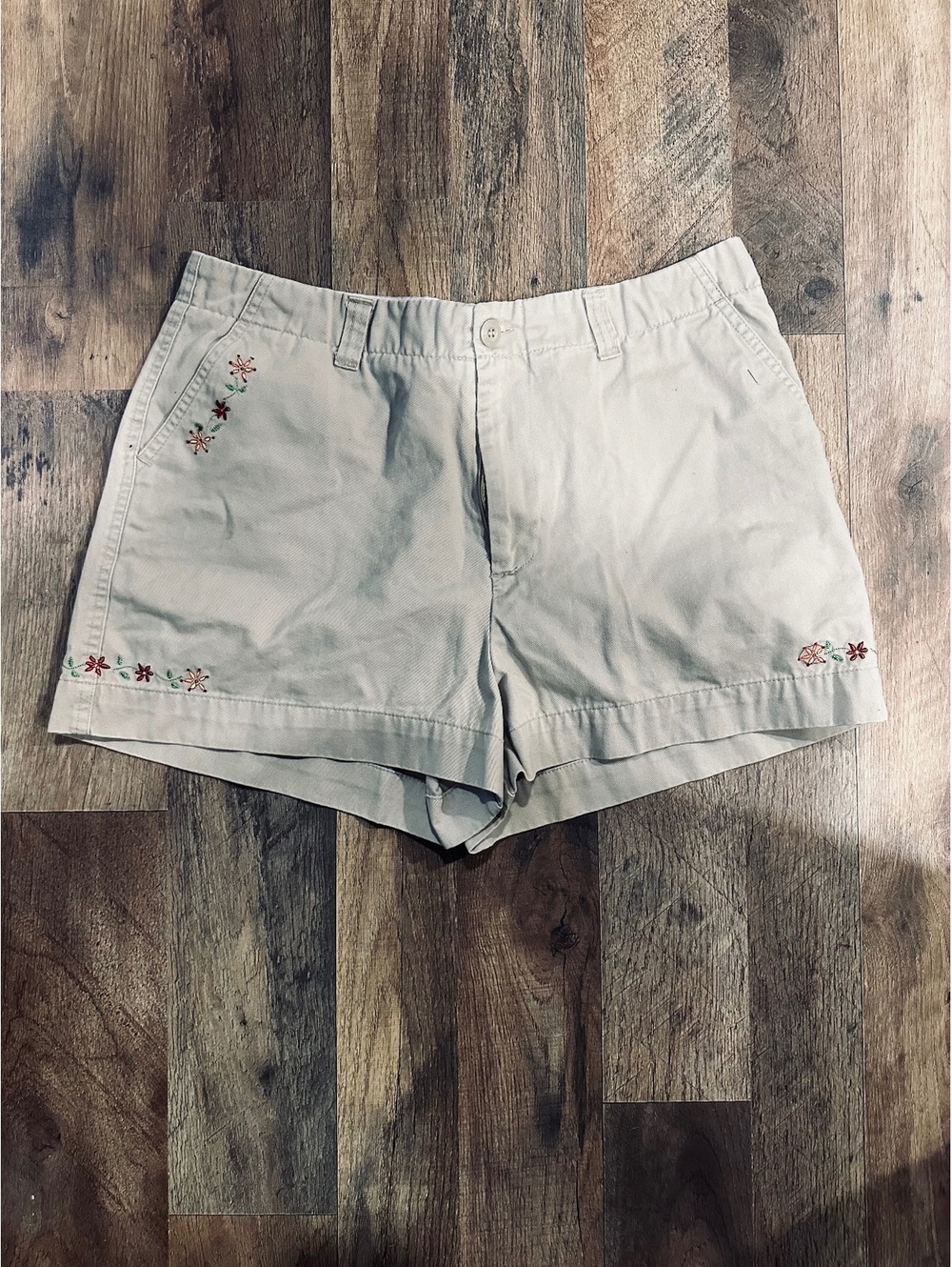 Route 66 khaki embroidered shorts
